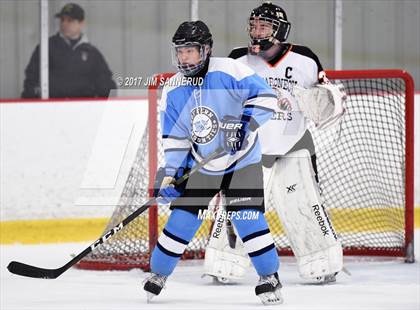Thumbnail 2 in Mamaroneck vs. Suffern (Section 1 Division 1 Final) photogallery.