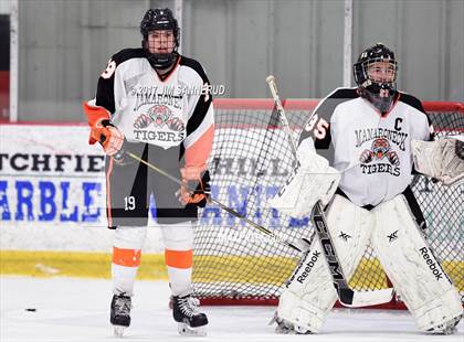Thumbnail 2 in Mamaroneck vs. Suffern (Section 1 Division 1 Final) photogallery.