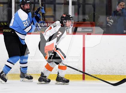Thumbnail 3 in Mamaroneck vs. Suffern (Section 1 Division 1 Final) photogallery.