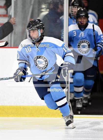 Thumbnail 2 in Mamaroneck vs. Suffern (Section 1 Division 1 Final) photogallery.