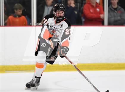 Thumbnail 2 in Mamaroneck vs. Suffern (Section 1 Division 1 Final) photogallery.