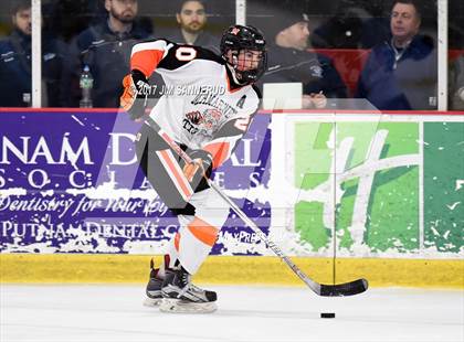 Thumbnail 2 in Mamaroneck vs. Suffern (Section 1 Division 1 Final) photogallery.