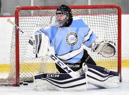 Thumbnail 2 in Mamaroneck vs. Suffern (Section 1 Division 1 Final) photogallery.