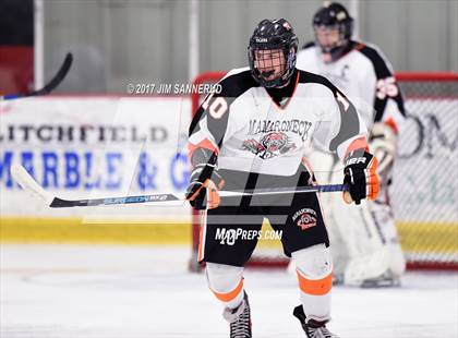 Thumbnail 3 in Mamaroneck vs. Suffern (Section 1 Division 1 Final) photogallery.