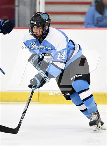 Thumbnail 3 in Mamaroneck vs. Suffern (Section 1 Division 1 Final) photogallery.