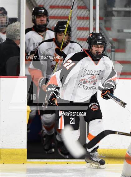 Thumbnail 2 in Mamaroneck vs. Suffern (Section 1 Division 1 Final) photogallery.