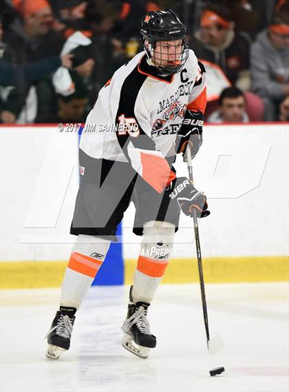 Thumbnail 2 in Mamaroneck vs. Suffern (Section 1 Division 1 Final) photogallery.