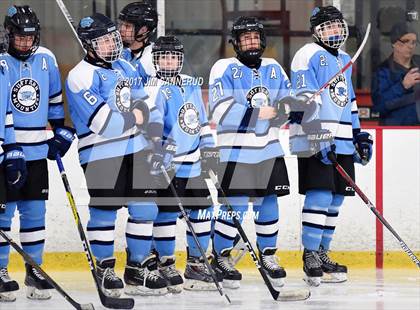 Thumbnail 2 in Mamaroneck vs. Suffern (Section 1 Division 1 Final) photogallery.