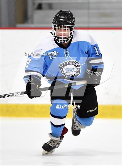 Thumbnail 2 in Mamaroneck vs. Suffern (Section 1 Division 1 Final) photogallery.