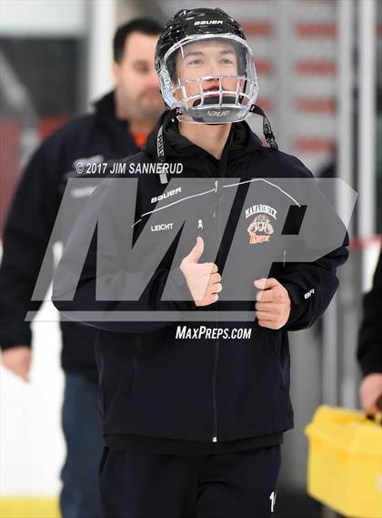 Thumbnail 3 in Mamaroneck vs. Suffern (Section 1 Division 1 Final) photogallery.