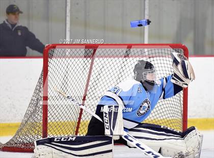 Thumbnail 3 in Mamaroneck vs. Suffern (Section 1 Division 1 Final) photogallery.