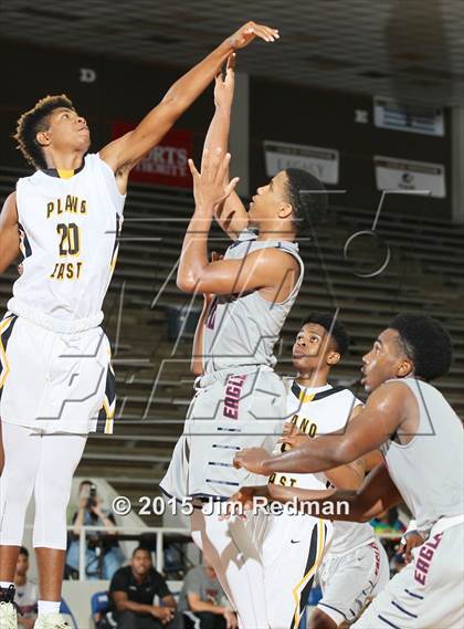 Thumbnail 1 in Plano East vs. Dawson (McDonald's Texas Invitational) photogallery.