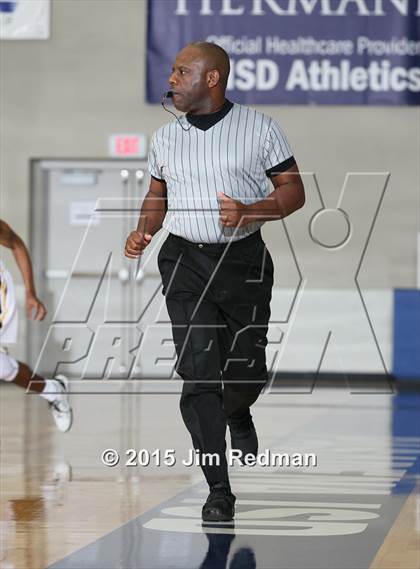 Thumbnail 2 in Plano East vs. Dawson (McDonald's Texas Invitational) photogallery.