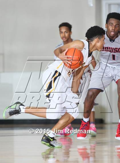 Thumbnail 1 in Plano East vs. Dawson (McDonald's Texas Invitational) photogallery.