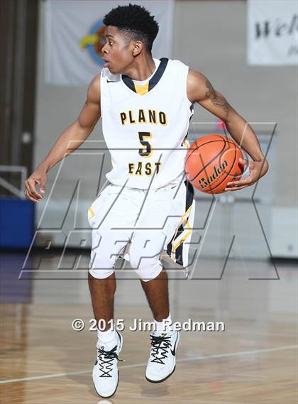 Thumbnail 1 in Plano East vs. Dawson (McDonald's Texas Invitational) photogallery.