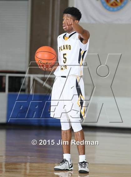 Thumbnail 3 in Plano East vs. Dawson (McDonald's Texas Invitational) photogallery.