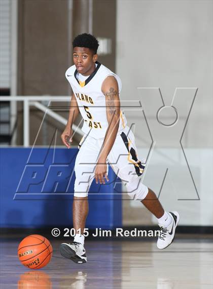 Thumbnail 2 in Plano East vs. Dawson (McDonald's Texas Invitational) photogallery.