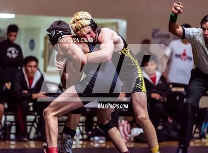 Thumbnail 1 in Rio Mesa @ Ventura photogallery.