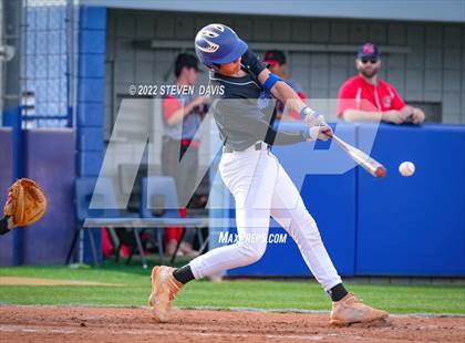 Thumbnail 3 in Combs @ Mesquite photogallery.