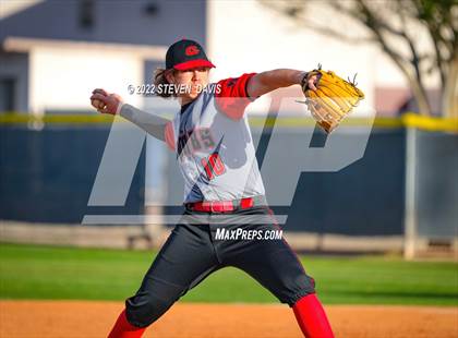 Thumbnail 2 in Combs @ Mesquite photogallery.