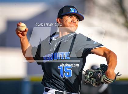 Thumbnail 2 in Combs @ Mesquite photogallery.