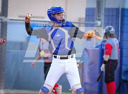 Thumbnail 2 in Combs @ Mesquite photogallery.