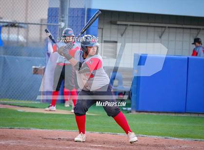 Thumbnail 1 in Combs @ Mesquite photogallery.
