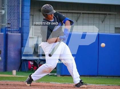 Thumbnail 3 in Combs @ Mesquite photogallery.