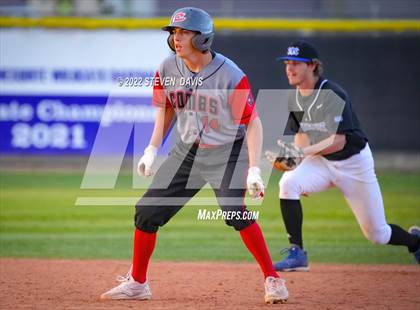 Thumbnail 1 in Combs @ Mesquite photogallery.