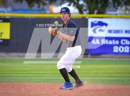 Thumbnail 1 in Combs @ Mesquite photogallery.