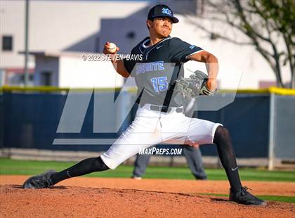 Thumbnail 1 in Combs @ Mesquite photogallery.
