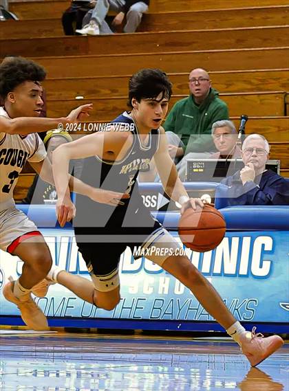 Thumbnail 1 in St. John The Baptist vs Wilton (New York Holiday Invitational) photogallery.