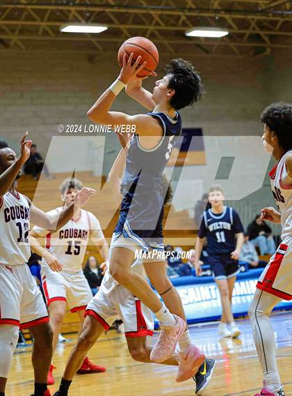 Thumbnail 3 in St. John The Baptist vs Wilton (New York Holiday Invitational) photogallery.