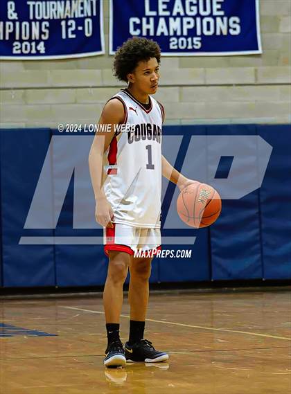 Thumbnail 1 in St. John The Baptist vs Wilton (New York Holiday Invitational) photogallery.