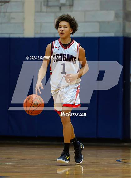 Thumbnail 1 in St. John The Baptist vs Wilton (New York Holiday Invitational) photogallery.
