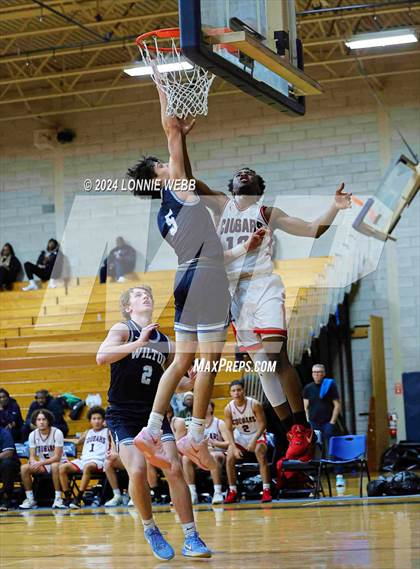 Thumbnail 1 in St. John The Baptist vs Wilton (New York Holiday Invitational) photogallery.