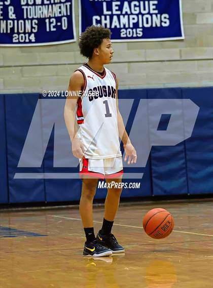 Thumbnail 3 in St. John The Baptist vs Wilton (New York Holiday Invitational) photogallery.
