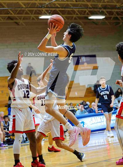 Thumbnail 1 in St. John The Baptist vs Wilton (New York Holiday Invitational) photogallery.