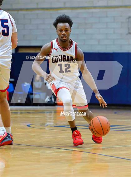 Thumbnail 2 in St. John The Baptist vs Wilton (New York Holiday Invitational) photogallery.