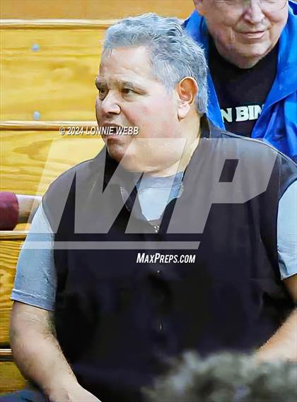 Thumbnail 3 in St. John The Baptist vs Wilton (New York Holiday Invitational) photogallery.
