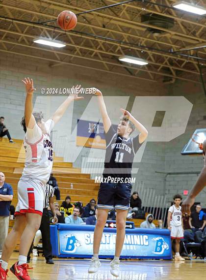 Thumbnail 1 in St. John The Baptist vs Wilton (New York Holiday Invitational) photogallery.