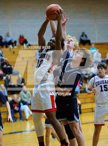 Thumbnail 1 in St. John The Baptist vs Wilton (New York Holiday Invitational) photogallery.