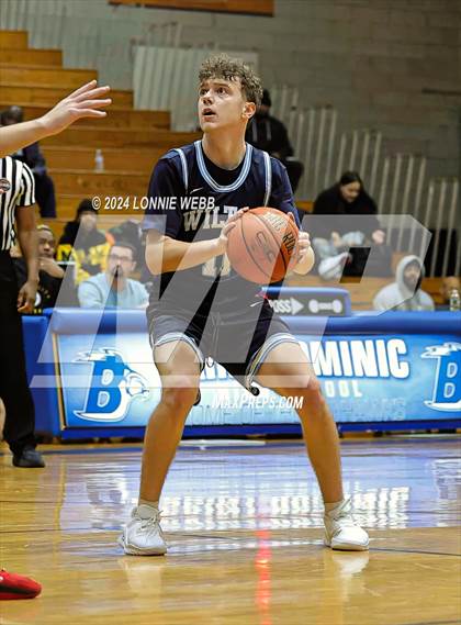Thumbnail 3 in St. John The Baptist vs Wilton (New York Holiday Invitational) photogallery.