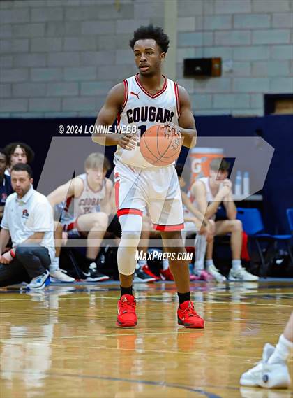 Thumbnail 1 in St. John The Baptist vs Wilton (New York Holiday Invitational) photogallery.