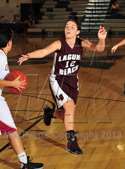 Thumbnail 2 in Downey vs. Laguna Beach (MaxPreps Holiday Classic) photogallery.