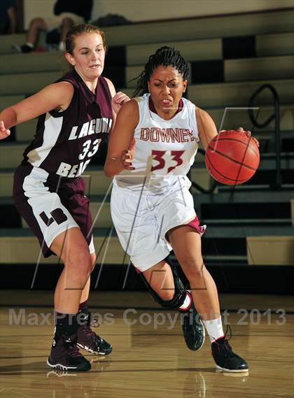 Thumbnail 2 in Downey vs. Laguna Beach (MaxPreps Holiday Classic) photogallery.