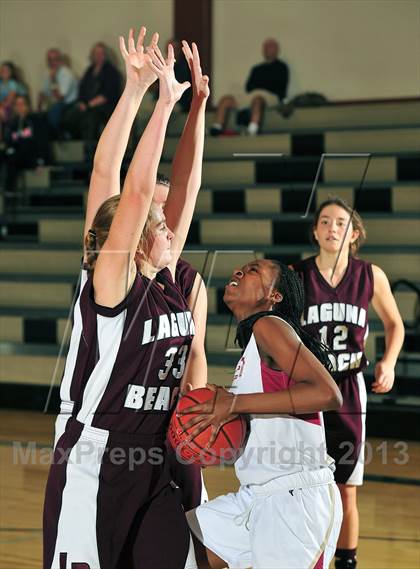 Thumbnail 3 in Downey vs. Laguna Beach (MaxPreps Holiday Classic) photogallery.