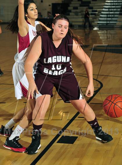 Thumbnail 2 in Downey vs. Laguna Beach (MaxPreps Holiday Classic) photogallery.