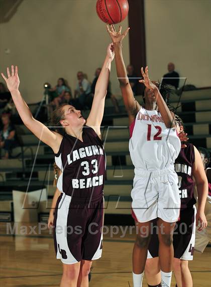 Thumbnail 2 in Downey vs. Laguna Beach (MaxPreps Holiday Classic) photogallery.