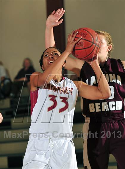 Thumbnail 3 in Downey vs. Laguna Beach (MaxPreps Holiday Classic) photogallery.